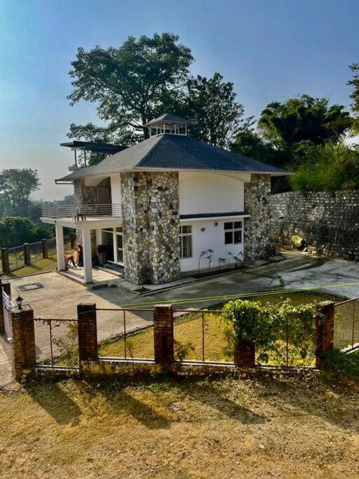 Lazy Fox Hideout - Panoramic View Cottage Дехрадун Экстерьер фото